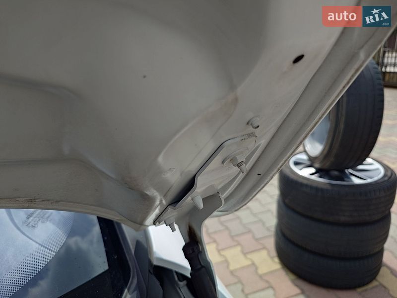 Хэтчбек Renault Zoe 2015 в Самборе