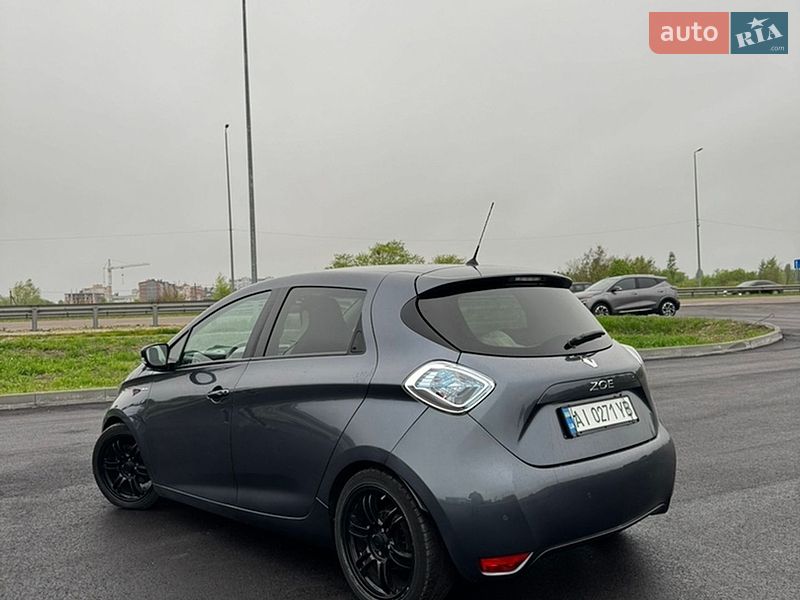Хэтчбек Renault Zoe 2018 в Киеве