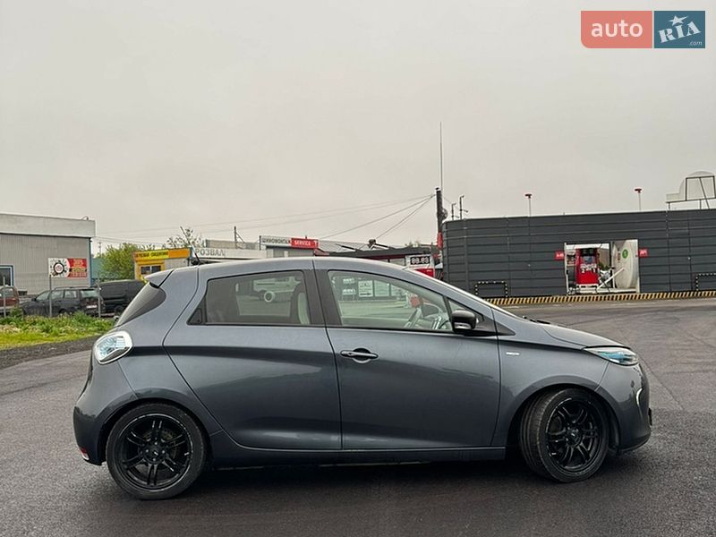 Хэтчбек Renault Zoe 2018 в Киеве