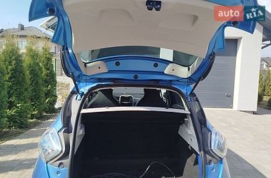 Хетчбек Renault Zoe 2016 в Рівному