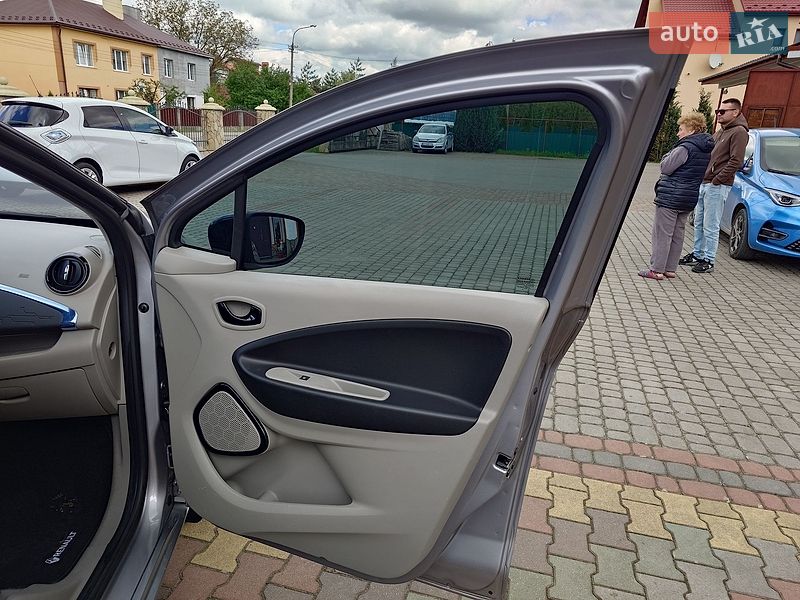 Хэтчбек Renault Zoe 2014 в Самборе