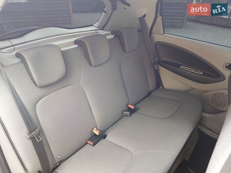 Хэтчбек Renault Zoe 2014 в Самборе