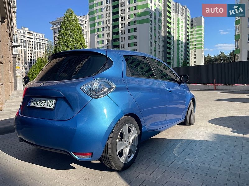 Хэтчбек Renault Zoe 2018 в Ирпене