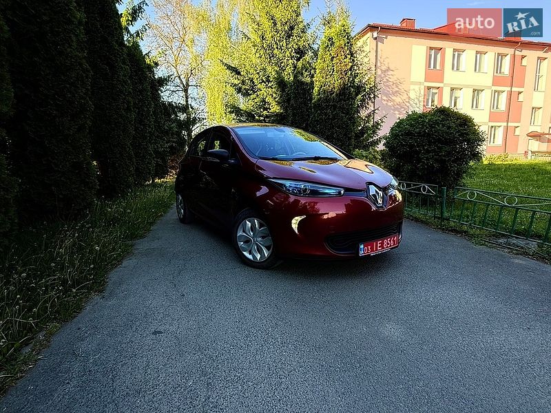 Хэтчбек Renault Zoe 2017 в Луцке