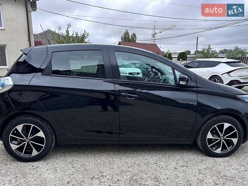 Хэтчбек Renault Zoe 2018 в Калуше