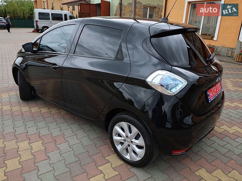 Хэтчбек Renault Zoe 2015 в Самборе