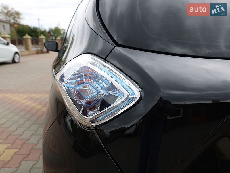 Хэтчбек Renault Zoe 2015 в Самборе