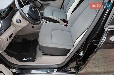 Хэтчбек Renault Zoe 2015 в Самборе