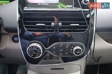 Хэтчбек Renault Zoe 2015 в Самборе