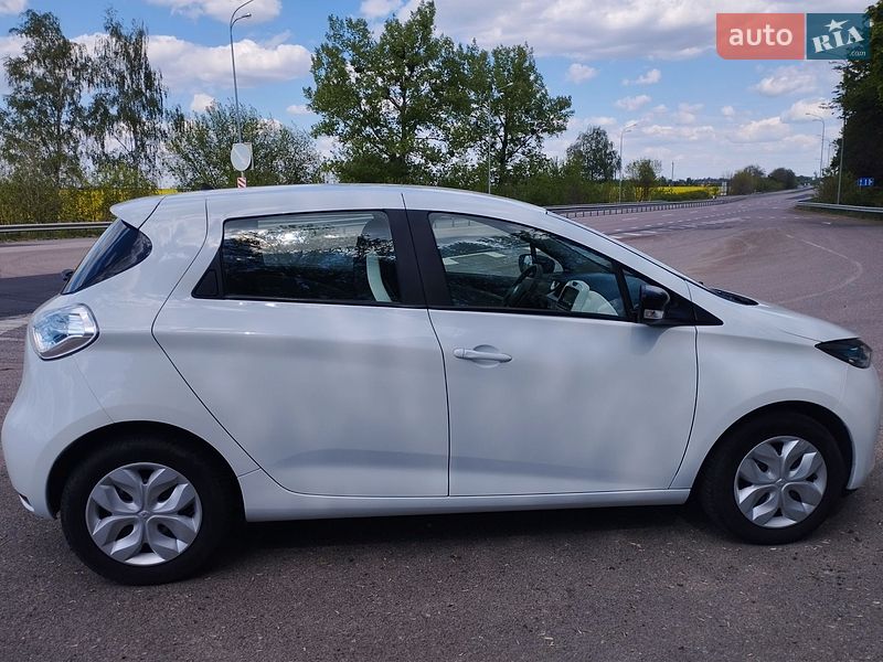 Хэтчбек Renault Zoe 2019 в Дубно