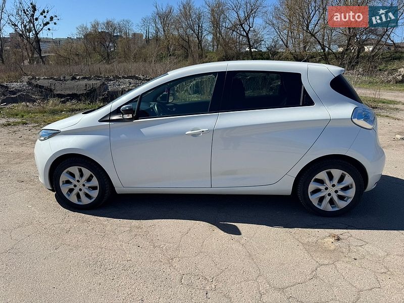 Хетчбек Renault Zoe 2016 в Вінниці фото 3 Хетчбек Renault Zoe 2016 в Вінниці