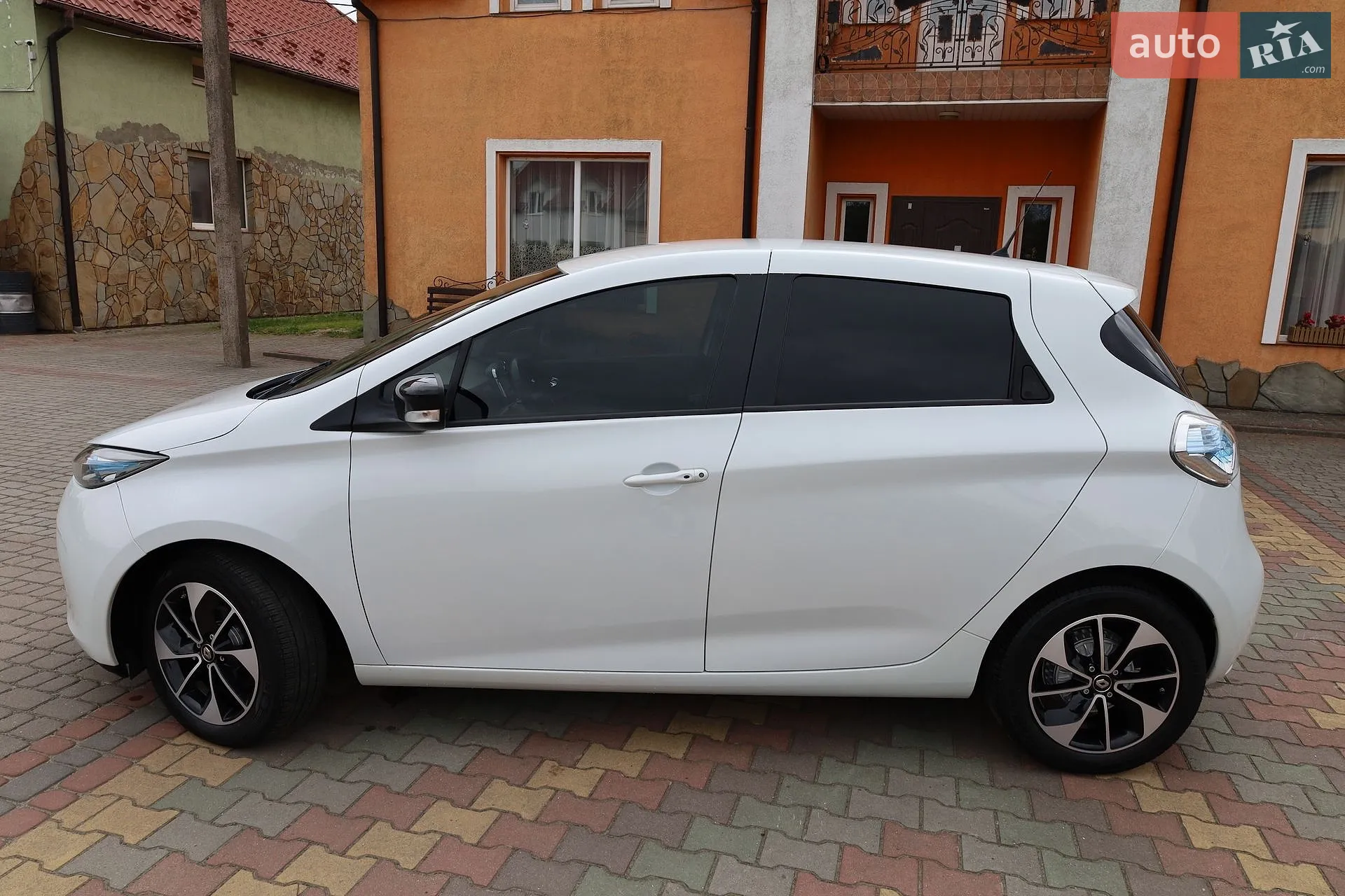 2017 Renault ZOE - мініатюра 20