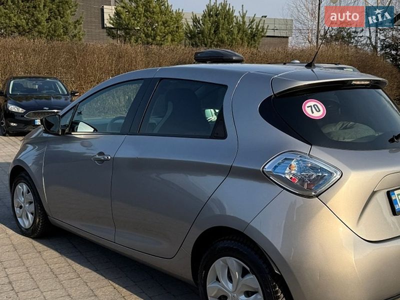 Хэтчбек Renault Zoe 2016 в Львове фото 12 Хэтчбек Renault Zoe 2016 в Львове
