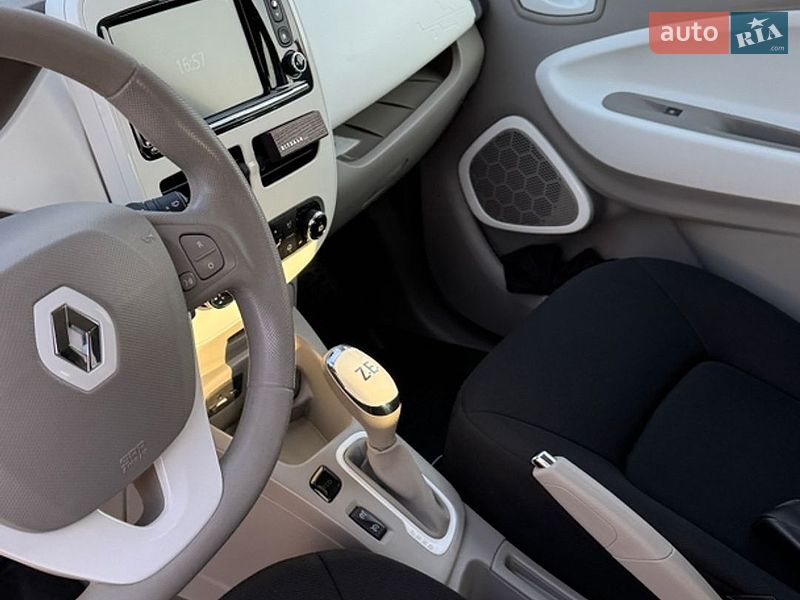 Хэтчбек Renault Zoe 2016 в Львове фото 16 Хэтчбек Renault Zoe 2016 в Львове