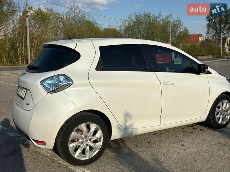 Хэтчбек Renault Zoe 2017 в Мостиске