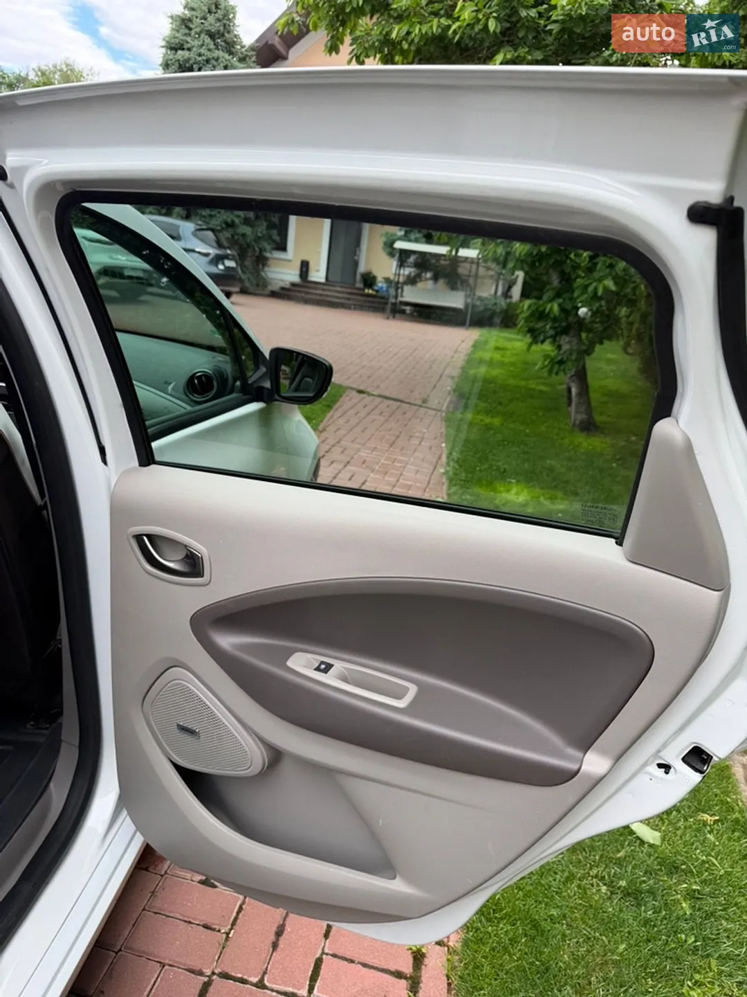 2017 Renault ZOE - мініатюра 23
