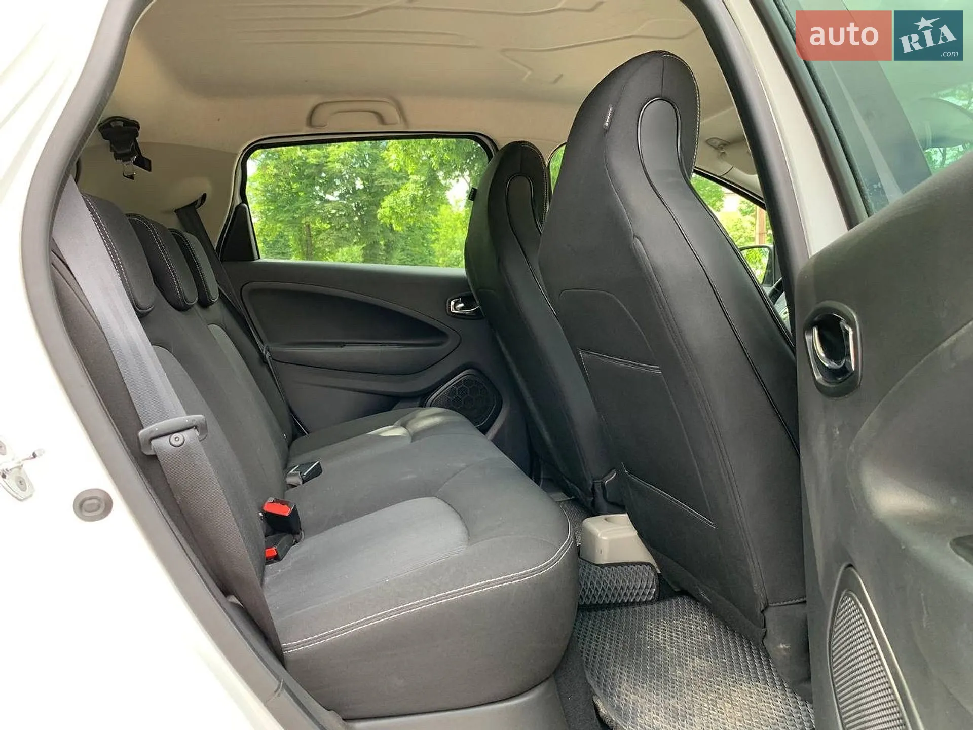2019 Renault ZOE - мініатюра 21
