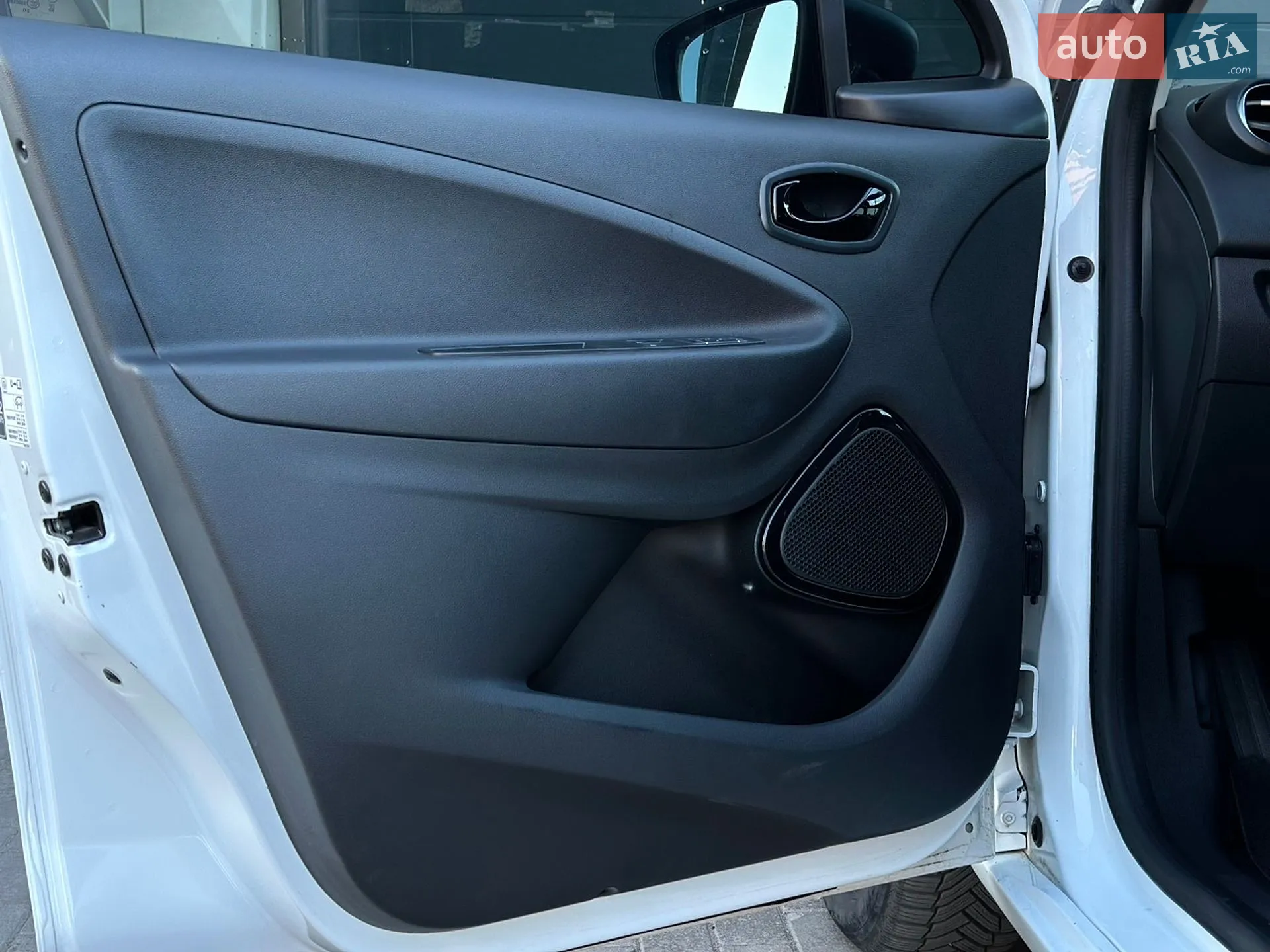 2020 Renault ZOE - мініатюра 26