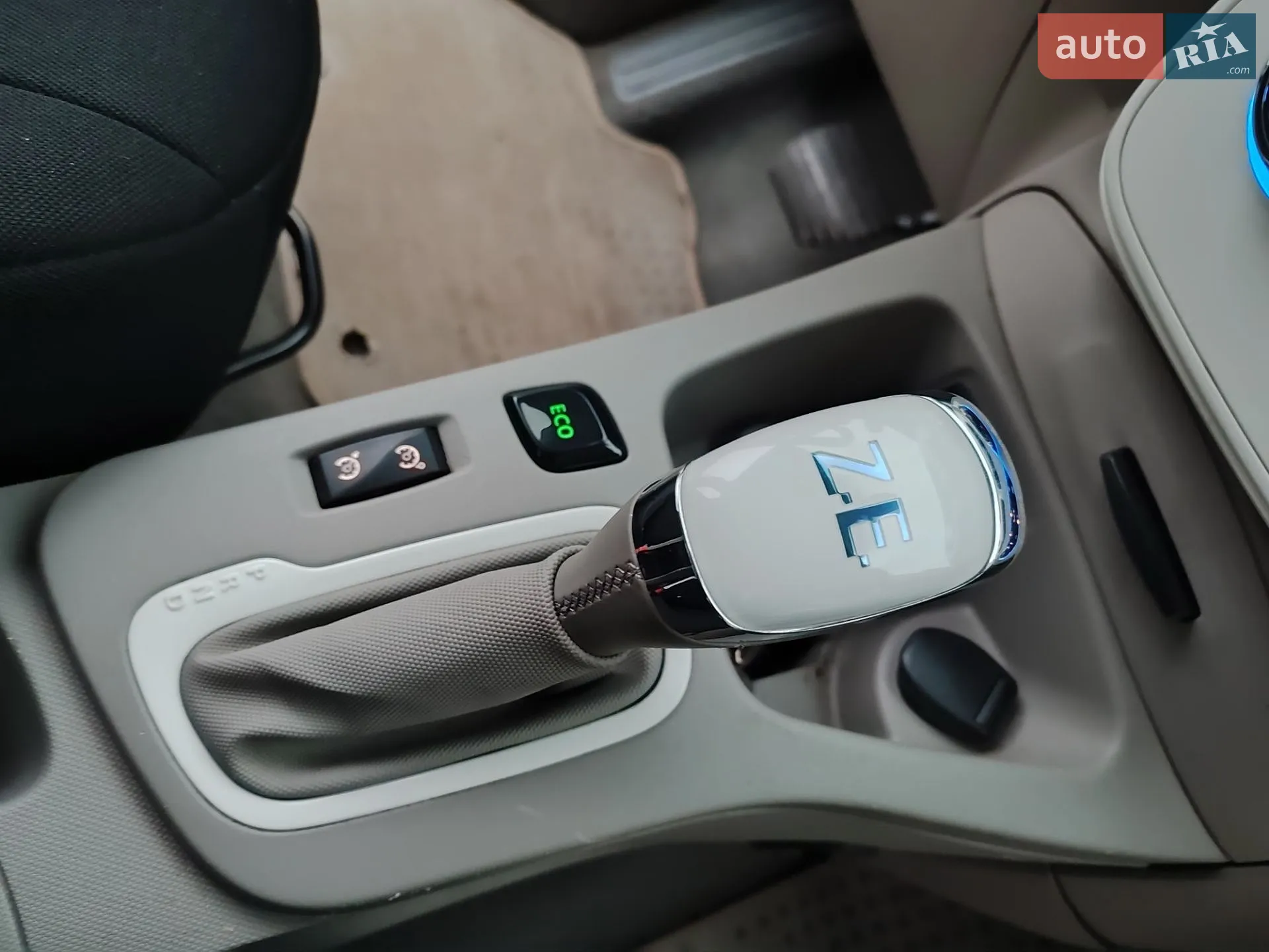 2017 Renault ZOE - мініатюра 30