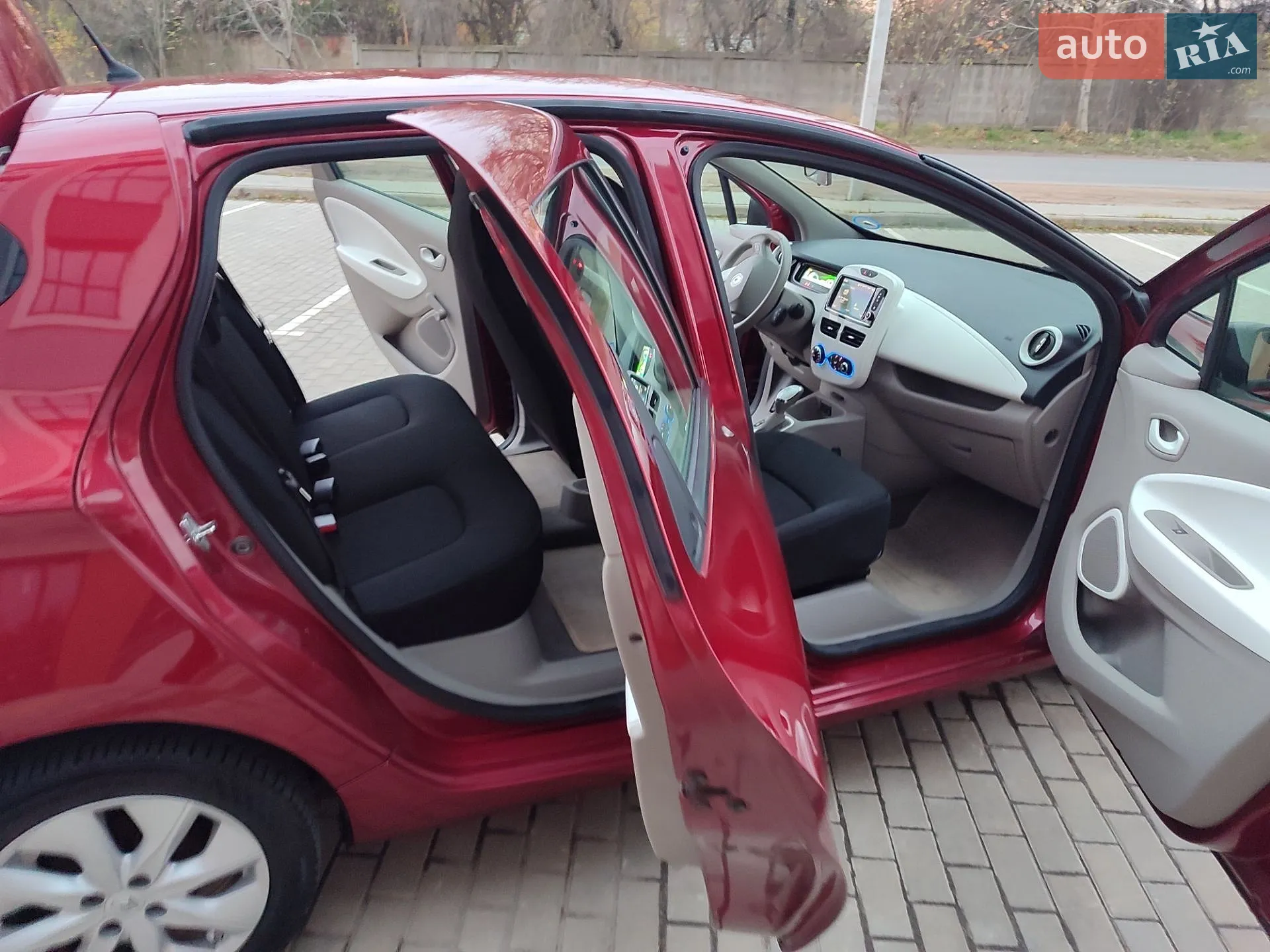 2017 Renault ZOE - мініатюра 40