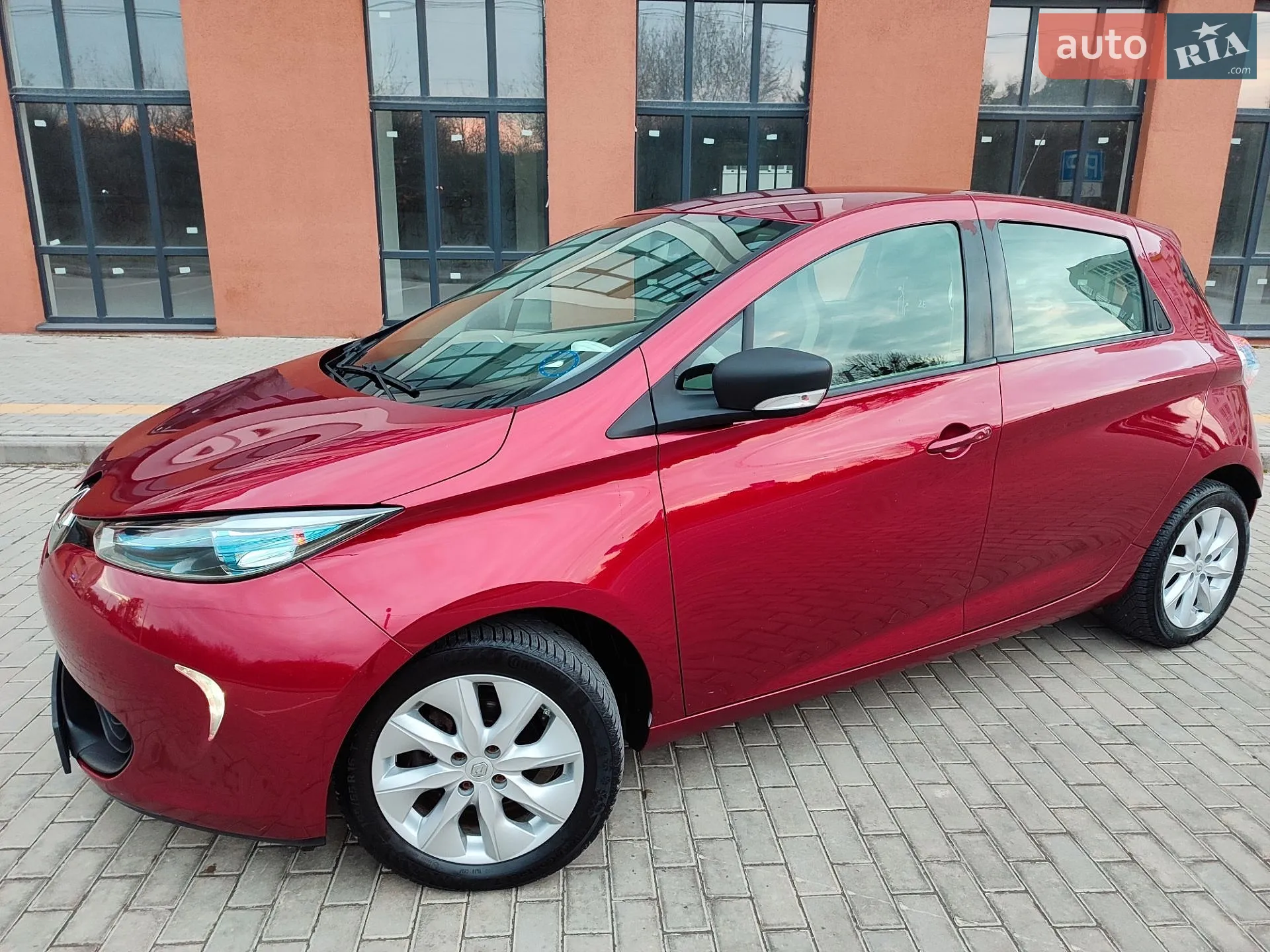 2017 Renault ZOE - мініатюра 76