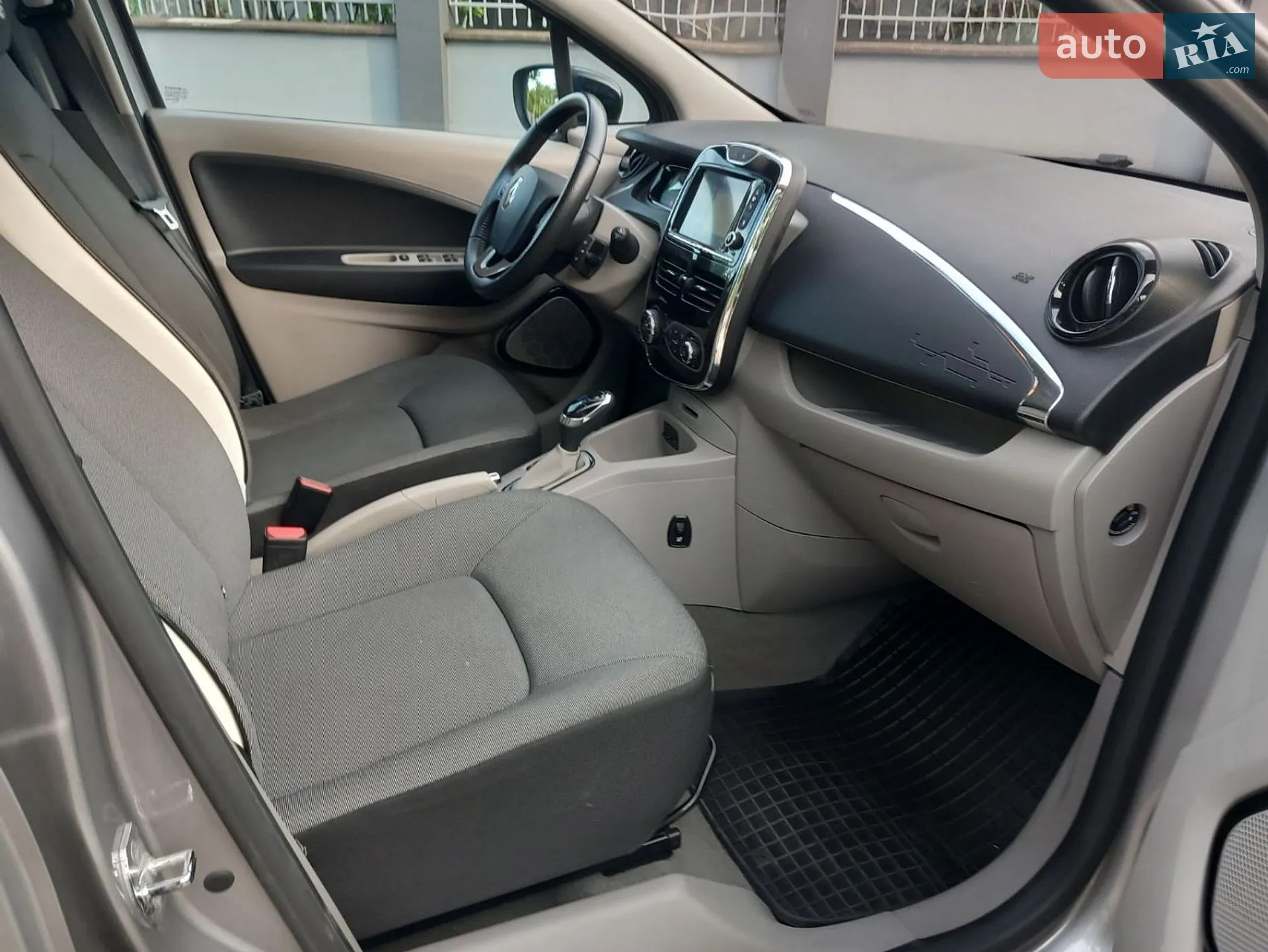2016 Renault ZOE - мініатюра 12