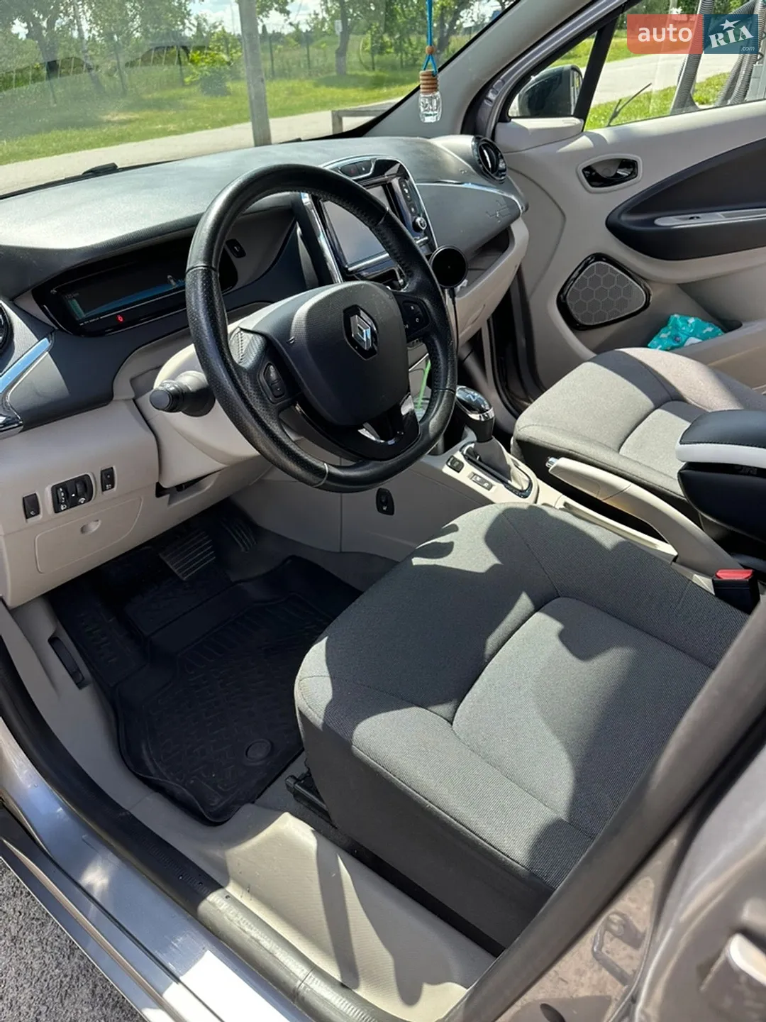 2016 Renault ZOE - мініатюра 8