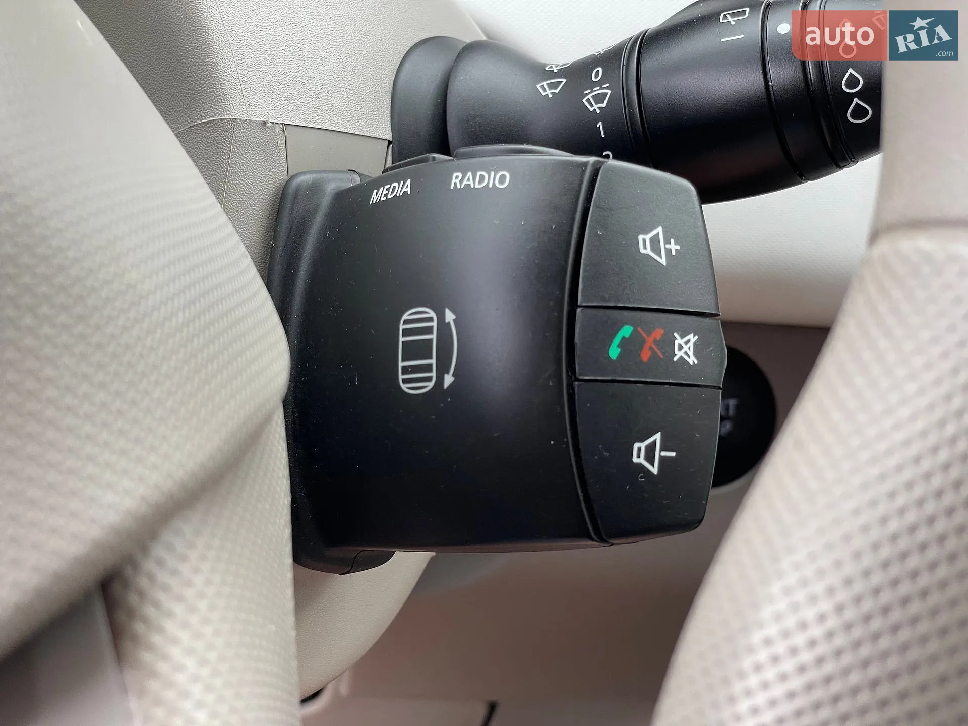 2018 Renault ZOE - мініатюра 41