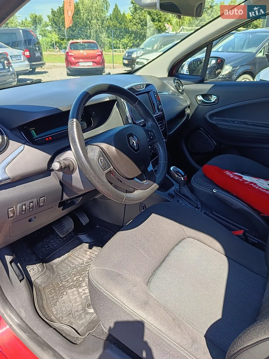 2018 Renault ZOE - мініатюра 12