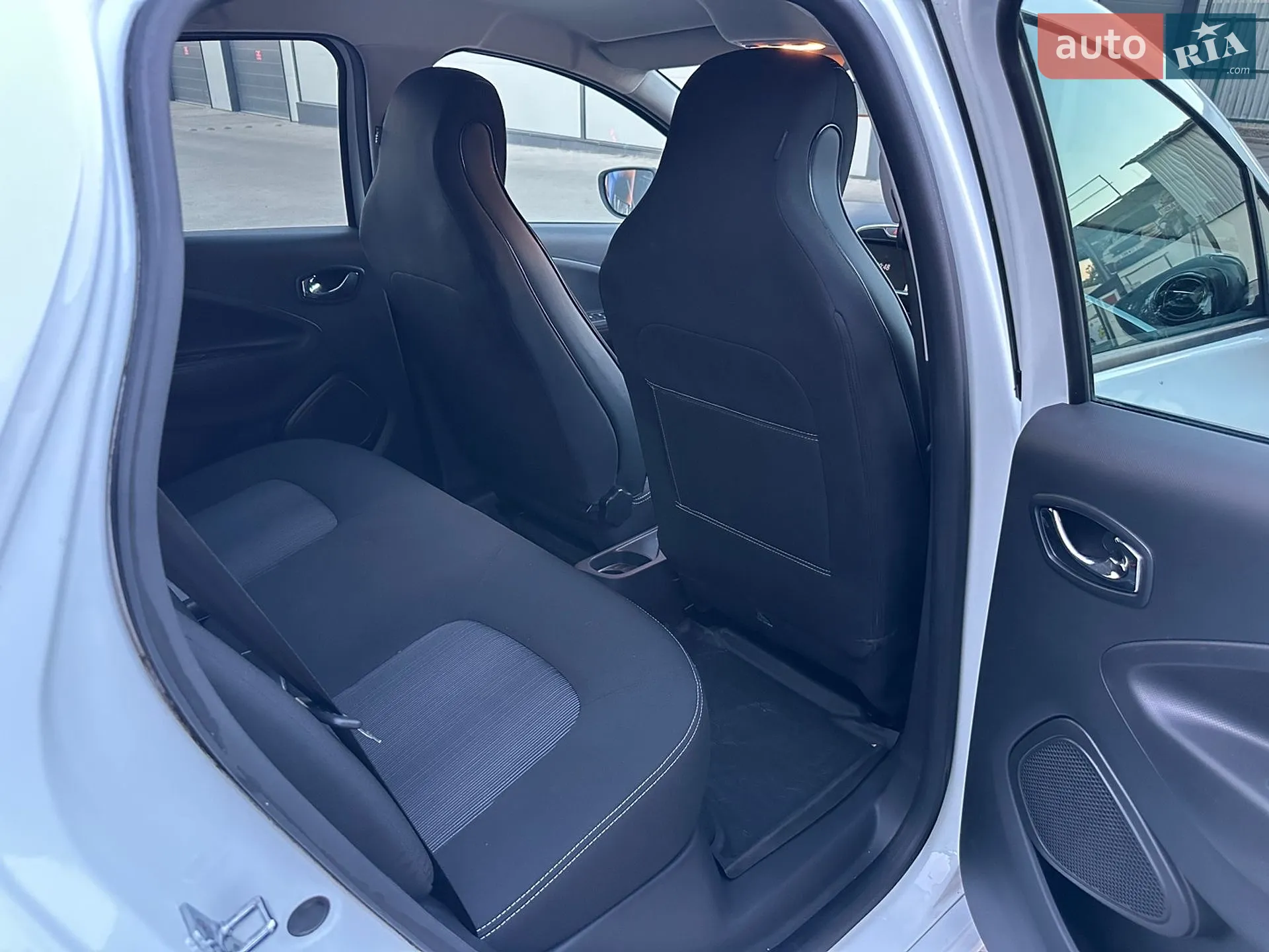 2018 Renault ZOE - мініатюра 16