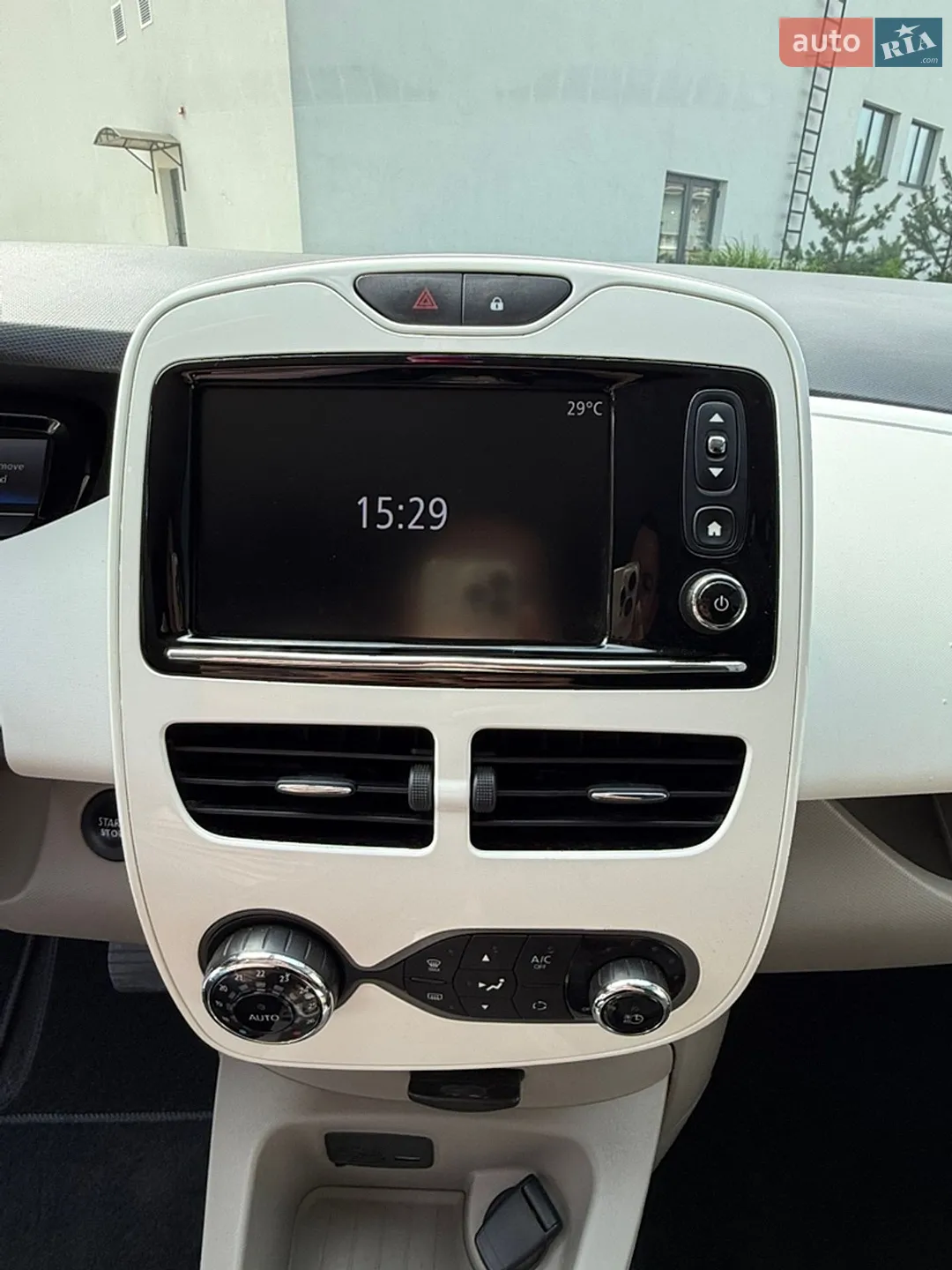 2018 Renault ZOE - мініатюра 17