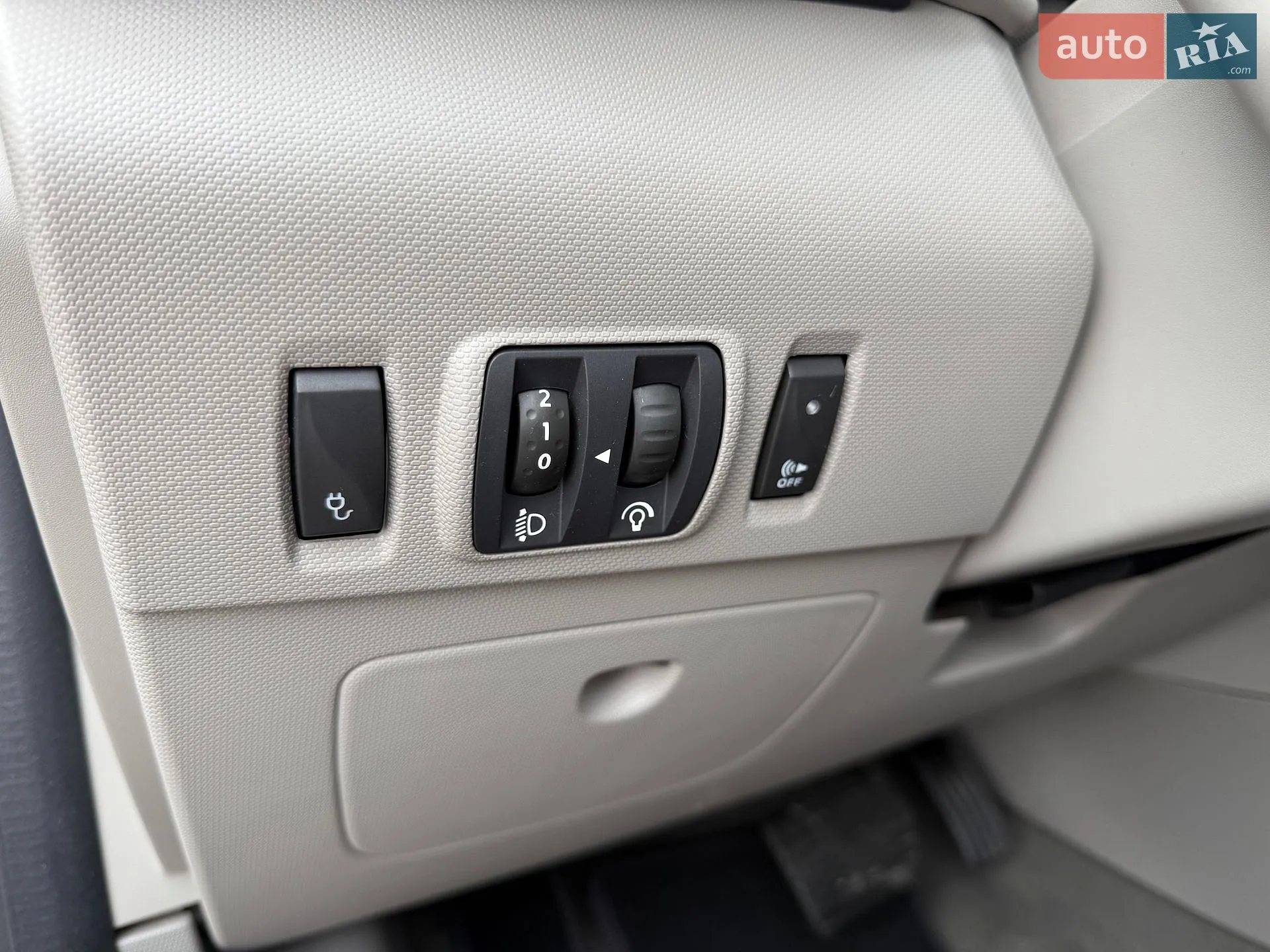 2015 Renault ZOE - мініатюра 29