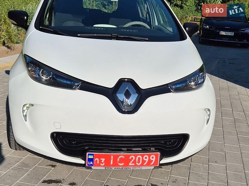 Хэтчбек Renault Zoe 2017 в Львове