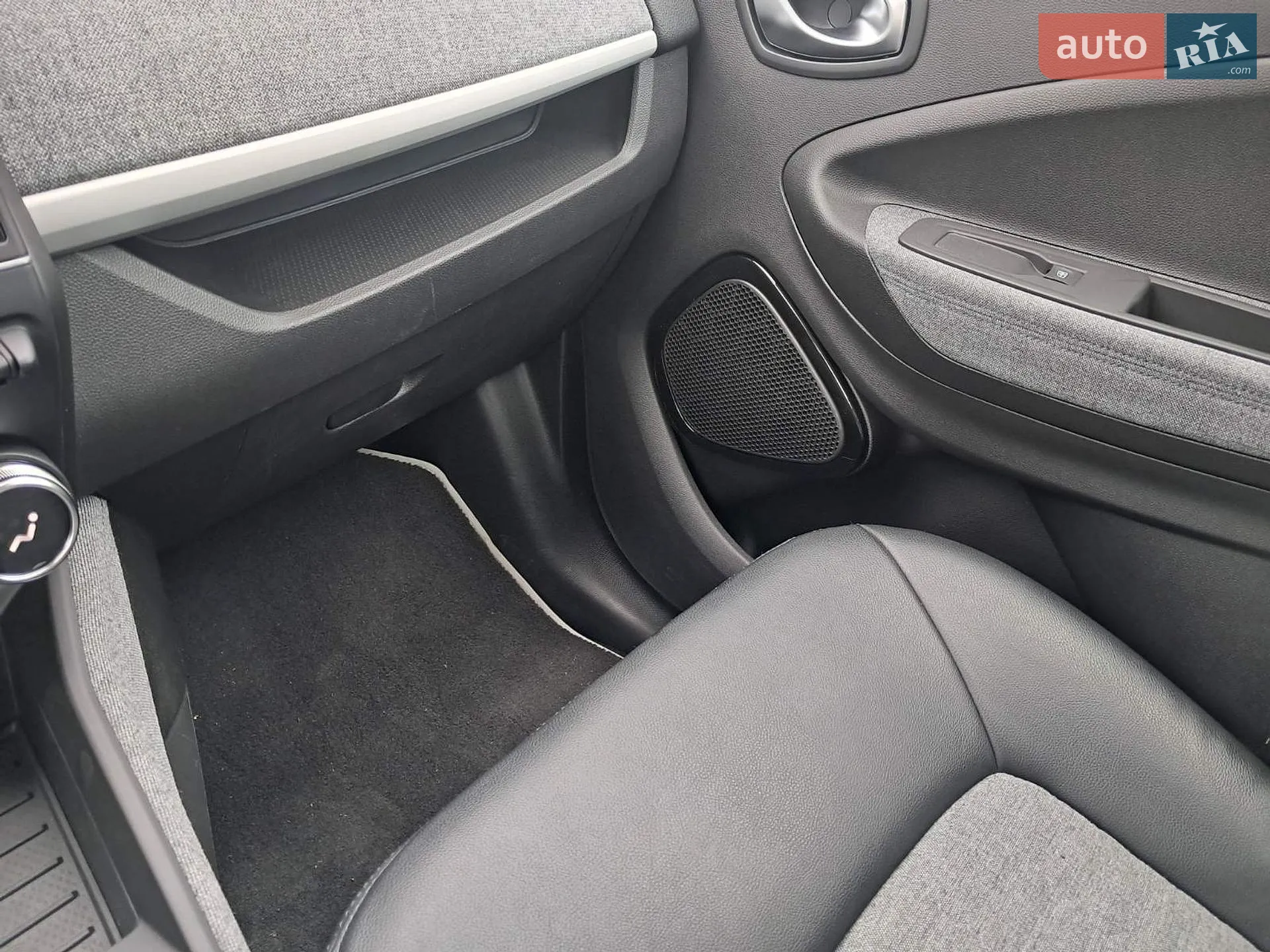 2020 Renault ZOE - мініатюра 31