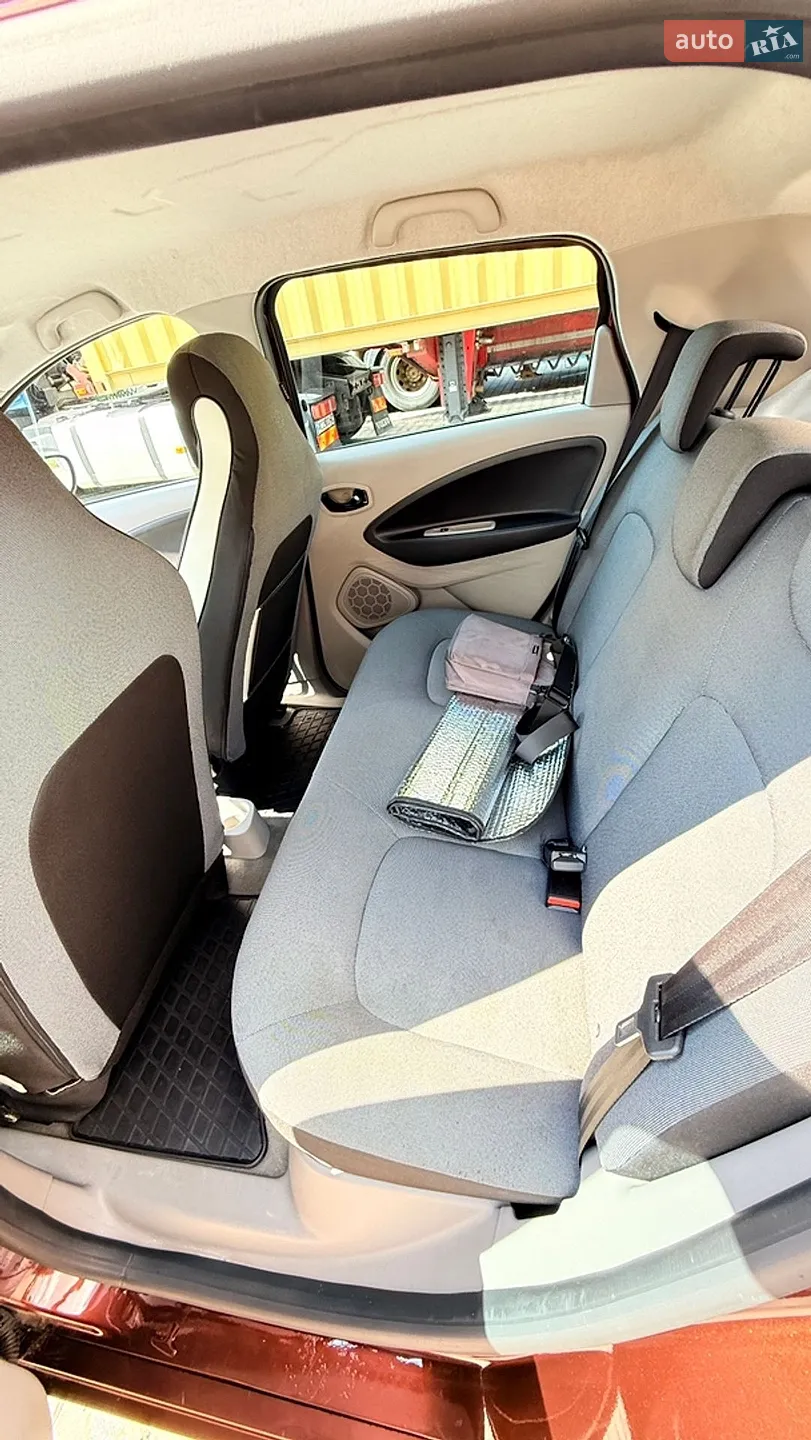 2015 Renault ZOE - мініатюра 18