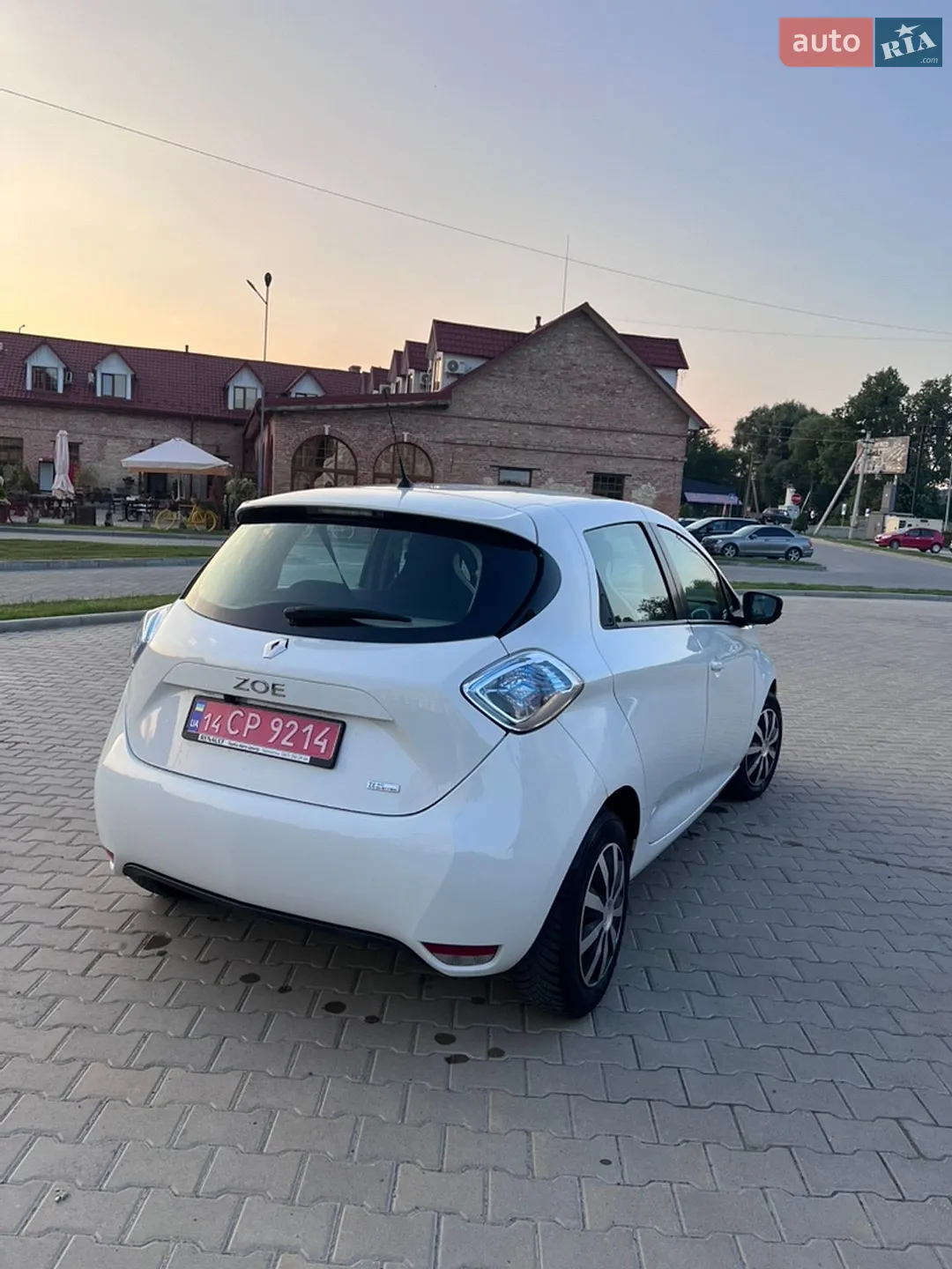 2017 Renault ZOE - мініатюра 12