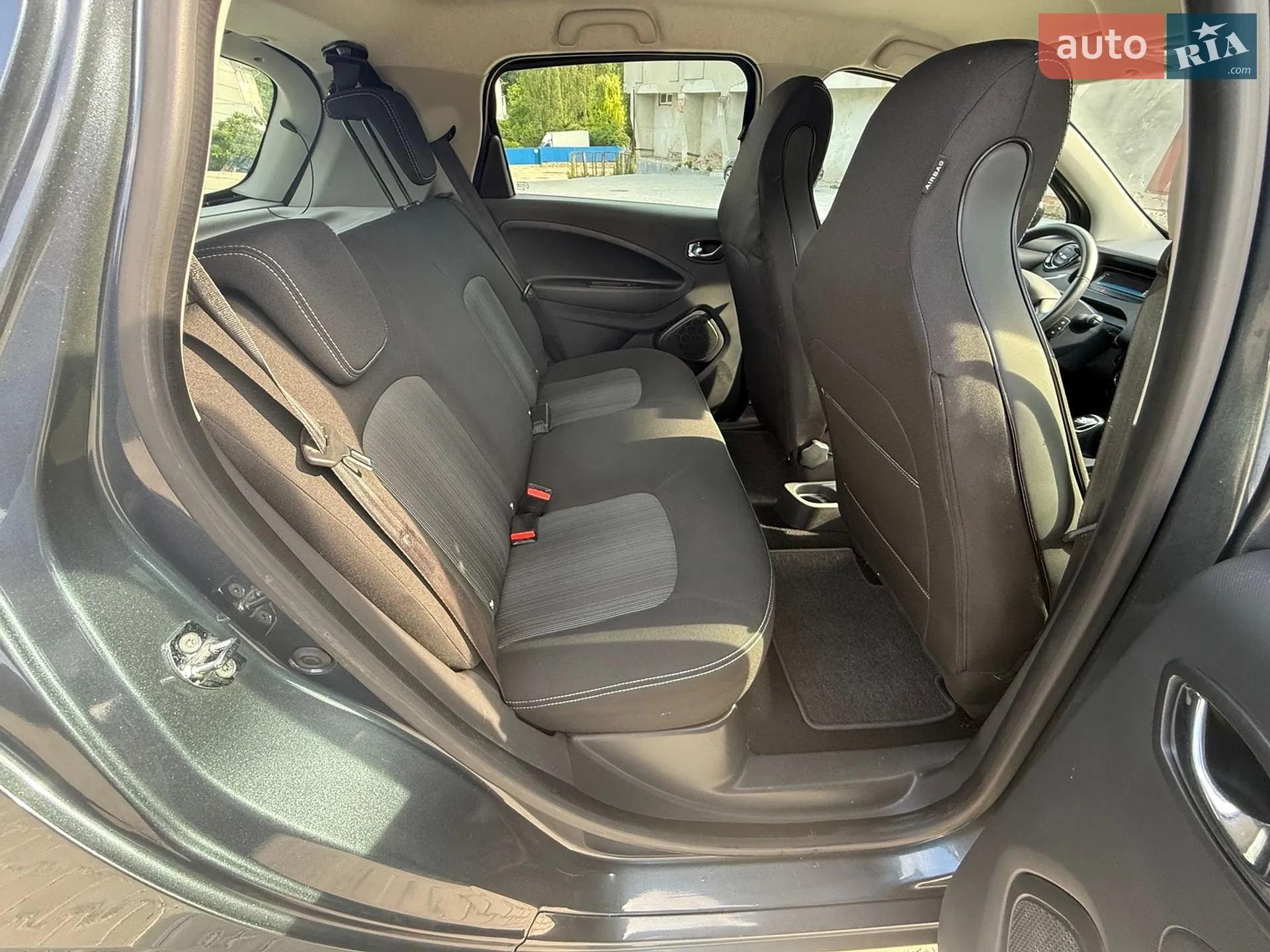 2017 Renault ZOE - мініатюра 23