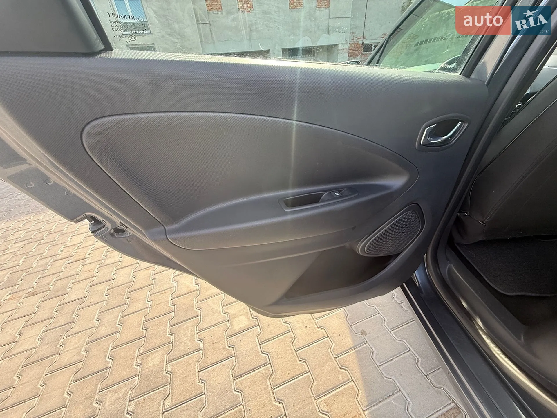 2017 Renault ZOE - мініатюра 26