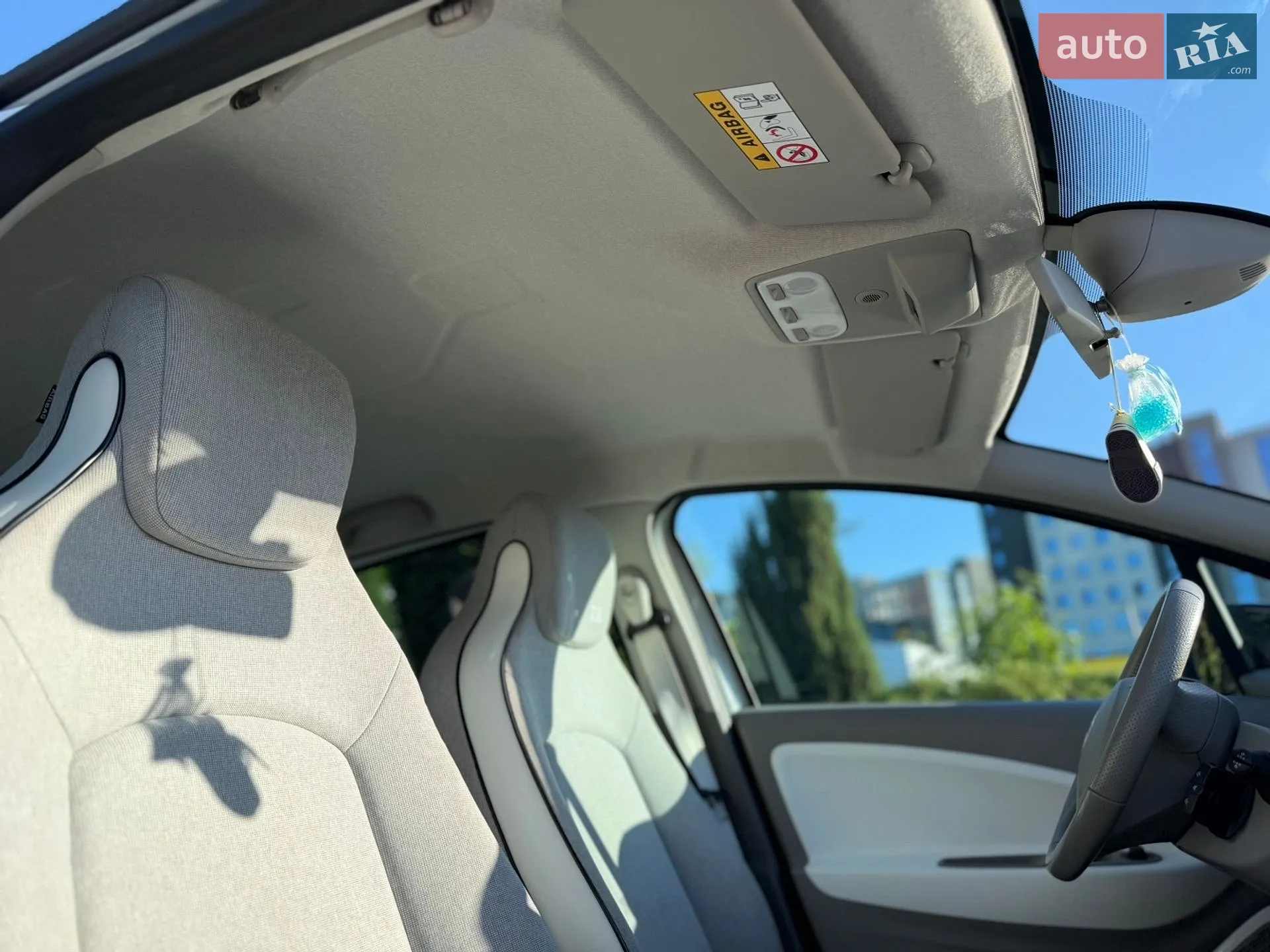 2015 Renault ZOE - мініатюра 9