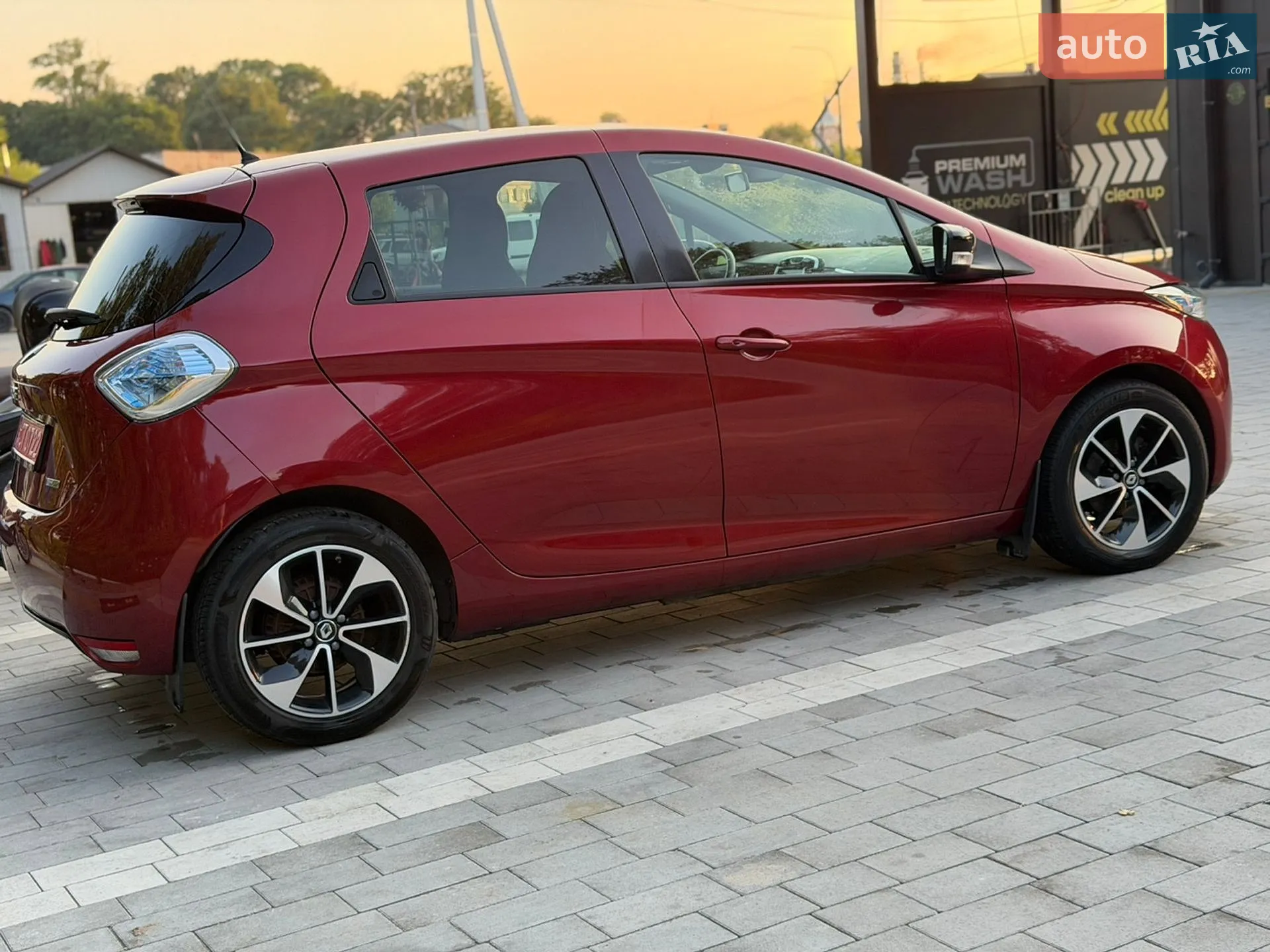 2017 Renault ZOE - мініатюра 8