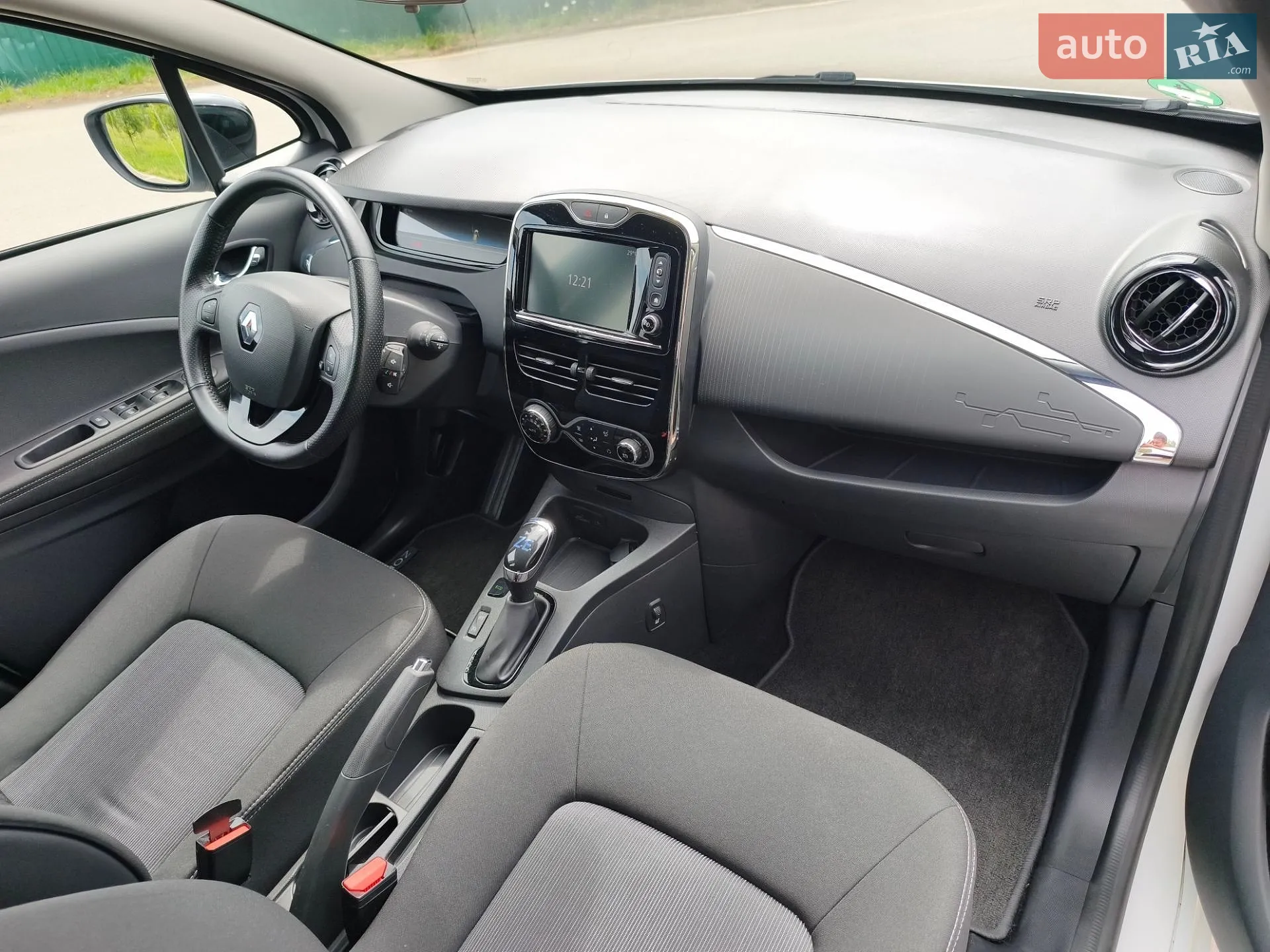 2017 Renault ZOE - мініатюра 12