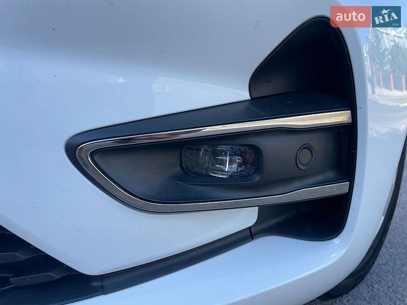 Хэтчбек Renault Zoe 2020 в Полтаве фото 48 Хэтчбек Renault Zoe 2020 в Полтаве