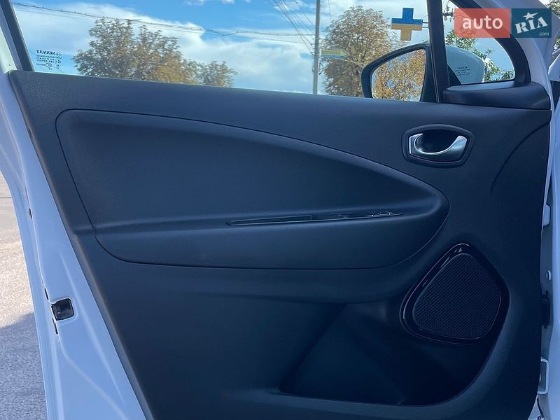 Хэтчбек Renault Zoe 2020 в Полтаве фото 70 Хэтчбек Renault Zoe 2020 в Полтаве