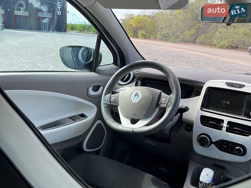 Хэтчбек Renault Zoe 2015 в Кропивницком