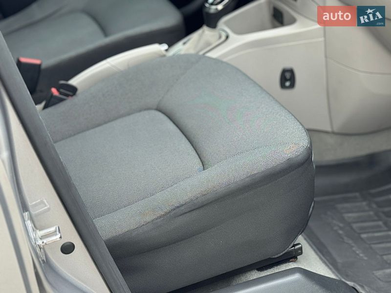 Хэтчбек Renault Zoe 2015 в Тернополе фото 25 Хэтчбек Renault Zoe 2015 в Тернополе