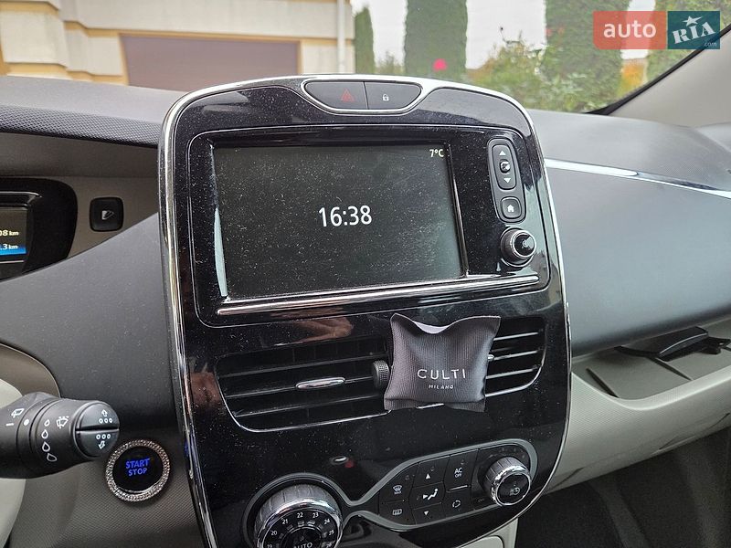Хэтчбек Renault Zoe 2015 в Ровно