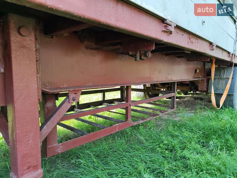 Бортовий напівпричіп Renders BPW eco 1995 в Сараті