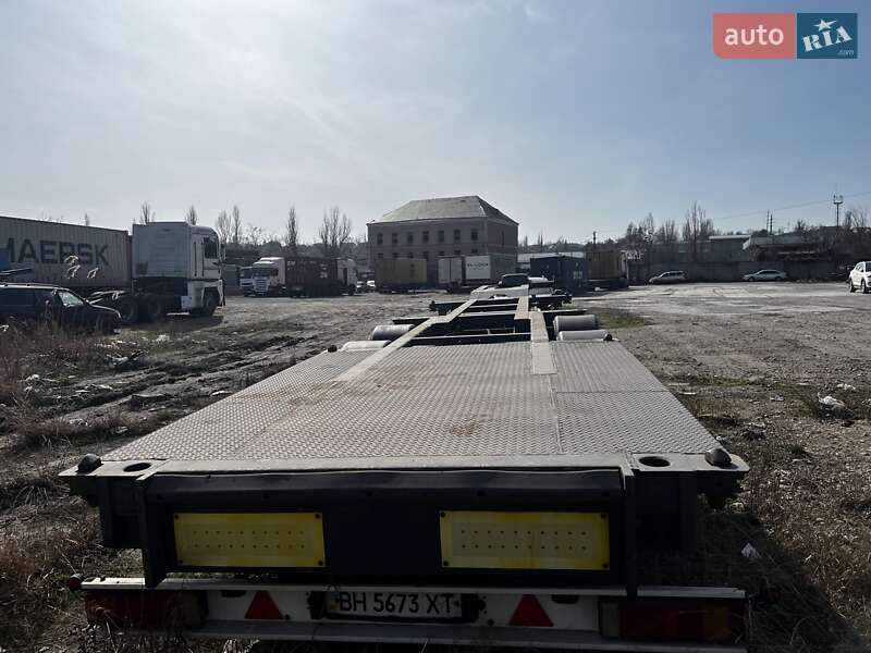 Контейнеровоз полуприцеп Renders HQ 2002 в Одессе