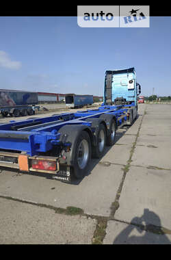 Контейнеровоз напівпричіп Renders N4TS31 1999 в Чорноморську