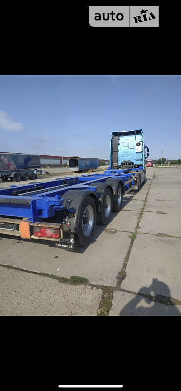 Renders N4TS31 1999 Renders N4TS31 1999